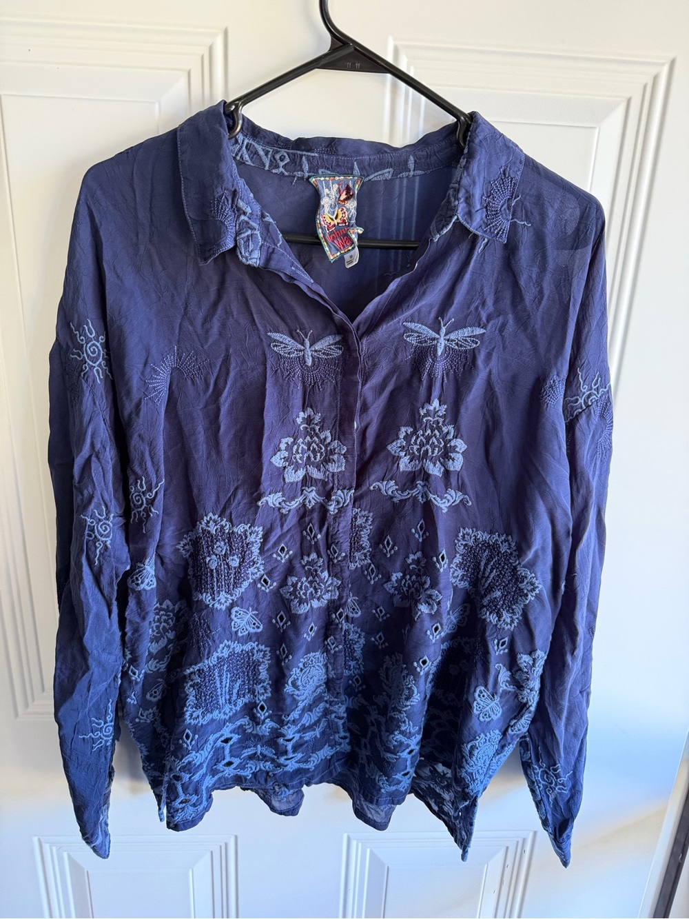 Johnny was Firefly Glow" Slim Audrey Button Down Shirt Size M
